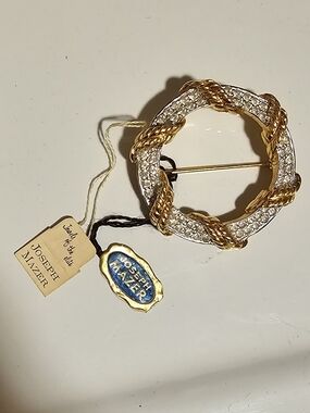 Joseph Mazer Gold and Silver Twisted Rope Wreath Brooch - Vintage